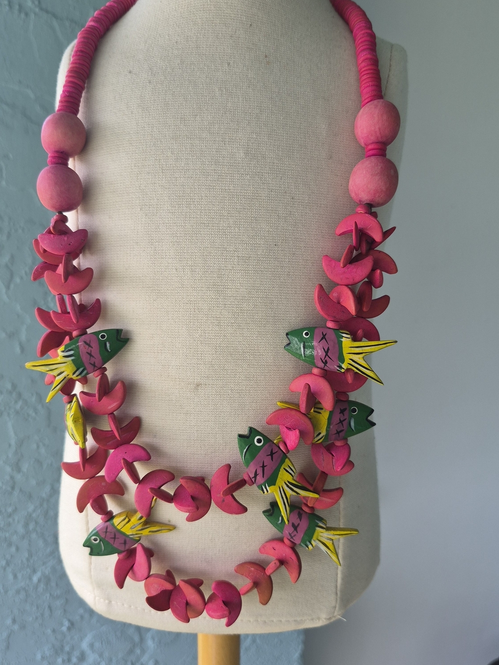 VTG Pink Handpainted Wooden Statement Necklace With Fish Detail
